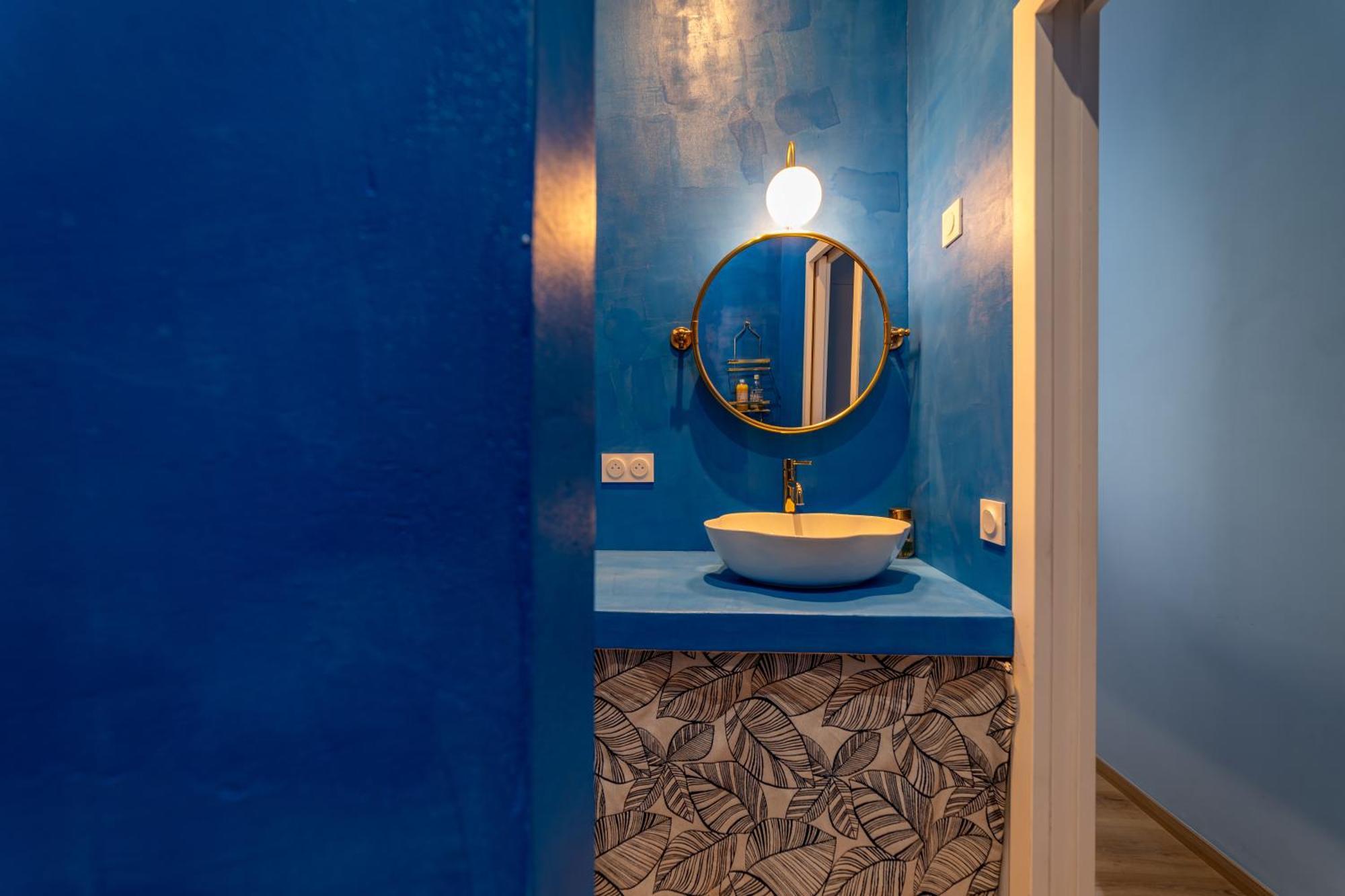 Le Bleu Jean Denim Arenes - Une Nuit A Nîmes Dış mekan fotoğraf